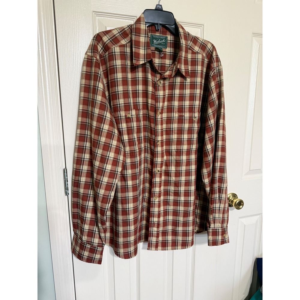 Woolrich Mens XL Red Tan Plaid Flannel Button Down Shirt Long Sleeve Outdoor